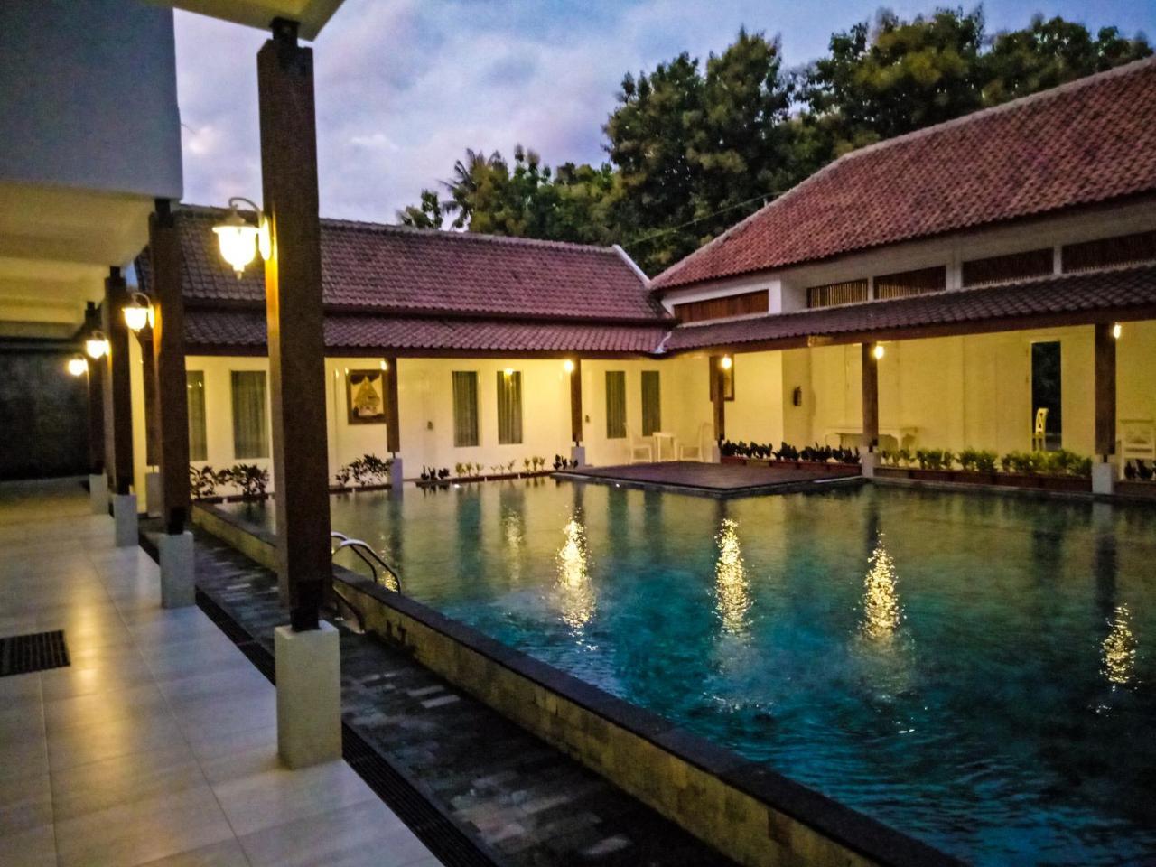 Sinom Borobudur Heritage Hotel Magelang Ngoại thất bức ảnh